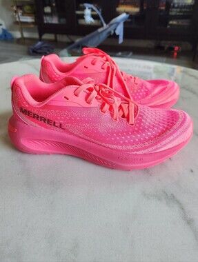 Merrell Morphite knockout pink sneakers 7.5